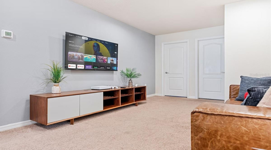 KISSIMMEE, Florida 34747, 5 Bedrooms Bedrooms, ,4 BathroomsBathrooms,Residential,For Sale,GENEVE,0,MFRO6284623