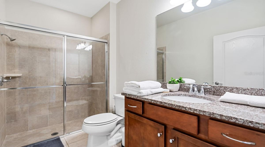 KISSIMMEE, Florida 34747, 5 Bedrooms Bedrooms, ,4 BathroomsBathrooms,Residential,For Sale,GENEVE,0,MFRO6284623