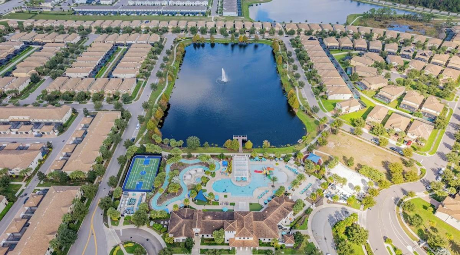 KISSIMMEE, Florida 34747, 5 Bedrooms Bedrooms, ,4 BathroomsBathrooms,Residential,For Sale,GENEVE,0,MFRO6284623