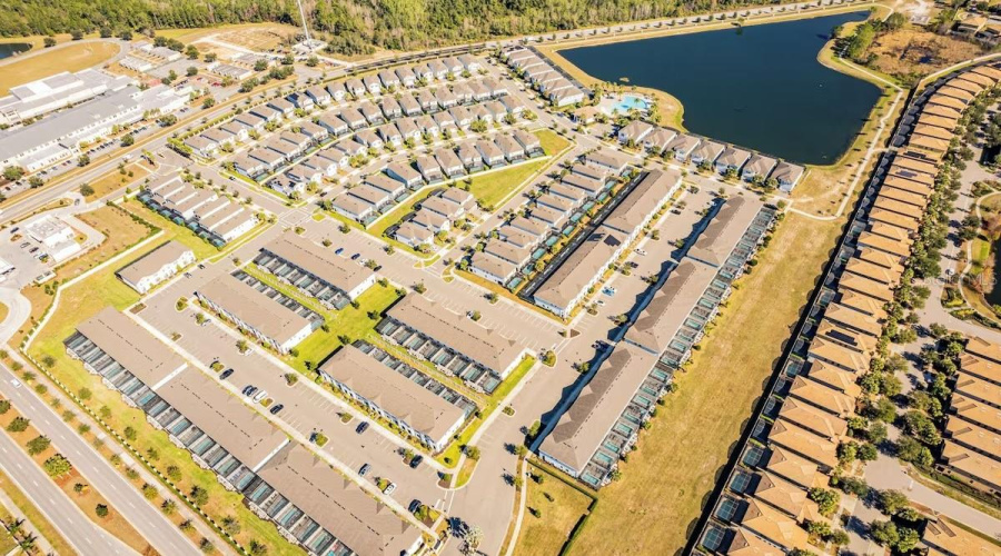 KISSIMMEE, Florida 34747, 5 Bedrooms Bedrooms, ,4 BathroomsBathrooms,Residential,For Sale,GENEVE,0,MFRO6284623