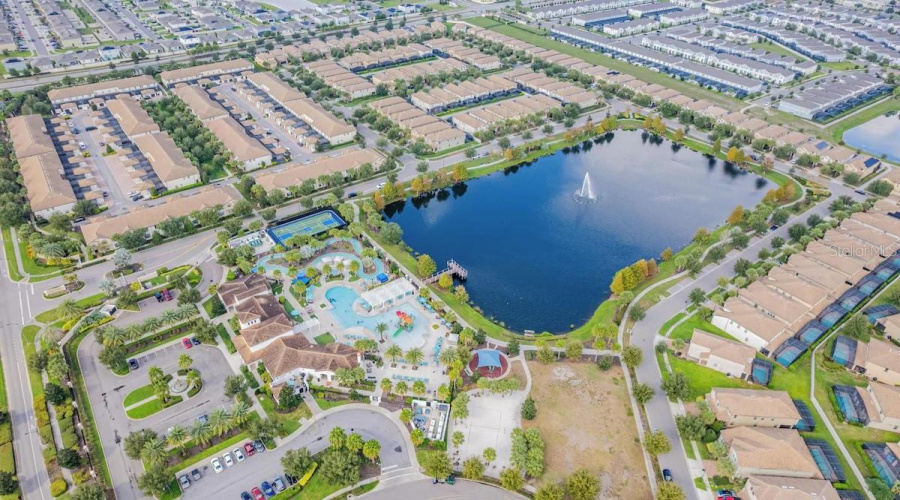 KISSIMMEE, Florida 34747, 5 Bedrooms Bedrooms, ,4 BathroomsBathrooms,Residential,For Sale,GENEVE,0,MFRO6284623