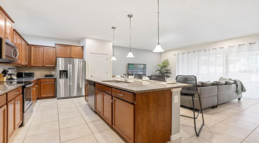KISSIMMEE, Florida 34747, 5 Bedrooms Bedrooms, ,4 BathroomsBathrooms,Residential,For Sale,GENEVE,0,MFRO6284623