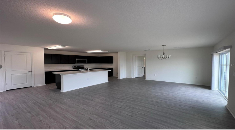 DAVENPORT, Florida 33896, 3 Bedrooms Bedrooms, ,2 BathroomsBathrooms,Residential,For Sale,OSCRAFT,0,MFRS5121549