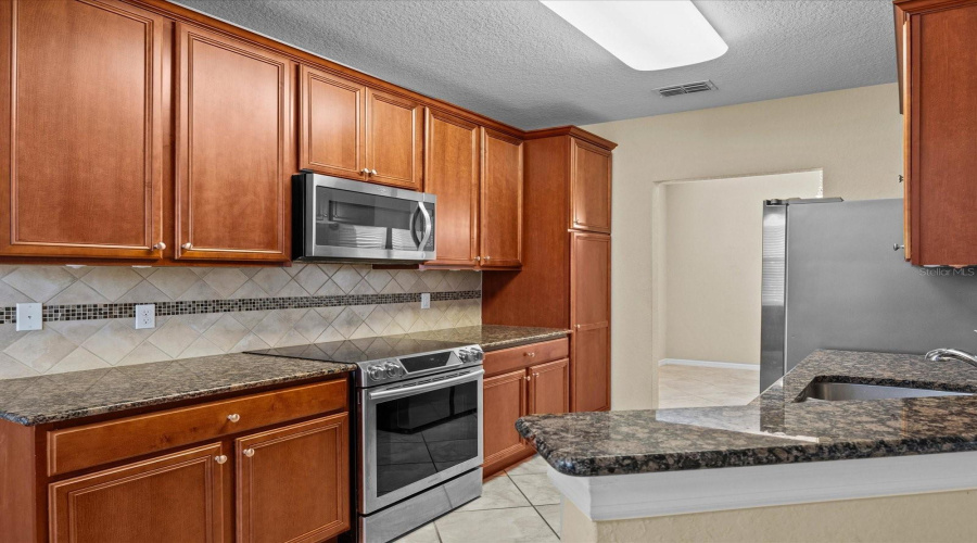 DAVENPORT, Florida 33896, 2 Bedrooms Bedrooms, ,2 BathroomsBathrooms,Residential,For Sale,BELLA VIDA,MFRO6284717