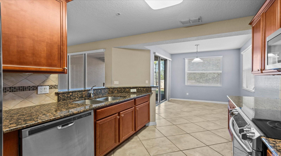 DAVENPORT, Florida 33896, 2 Bedrooms Bedrooms, ,2 BathroomsBathrooms,Residential,For Sale,BELLA VIDA,MFRO6284717