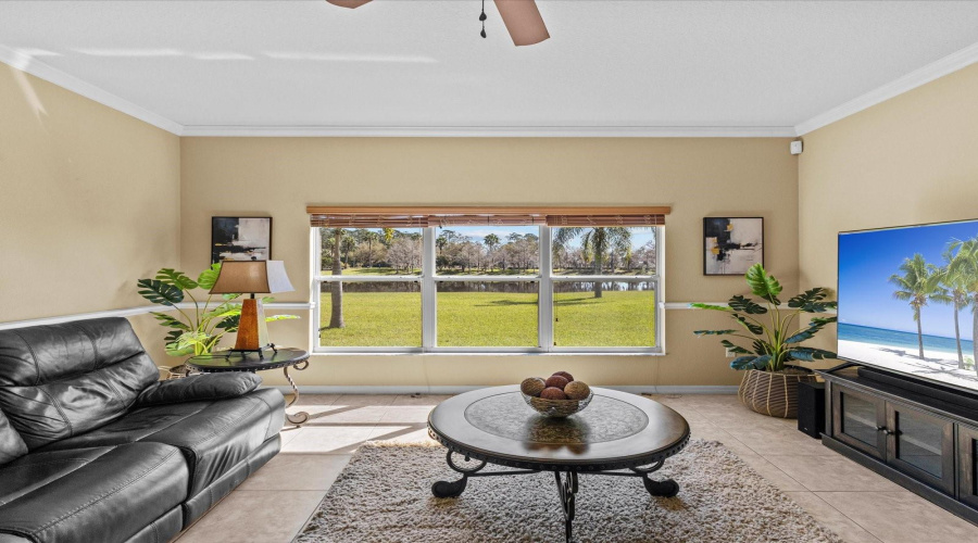 KISSIMMEE, Florida 34746, 4 Bedrooms Bedrooms, ,3 BathroomsBathrooms,Residential,For Sale,NAVIGATOR,0,MFRO6284777