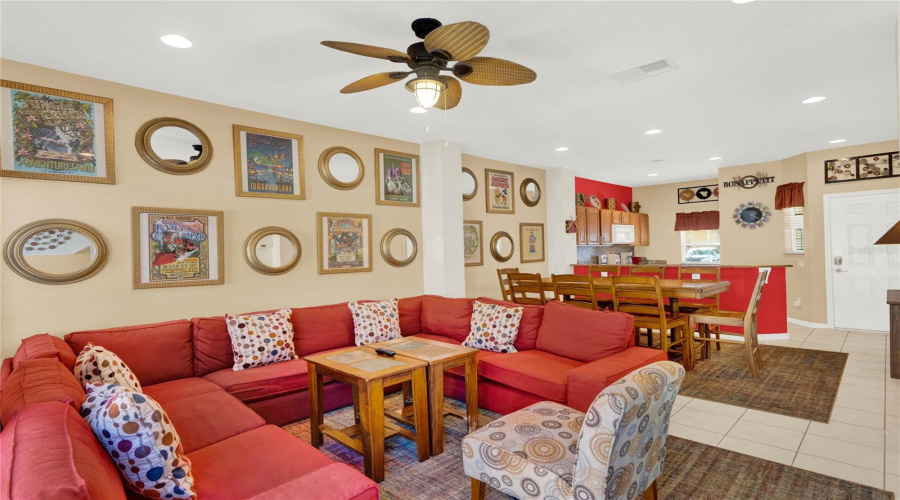 KISSIMMEE, Florida 34747, 3 Bedrooms Bedrooms, ,2 BathroomsBathrooms,Residential,For Sale,YELLOW LANTANA,0,MFRO6282664
