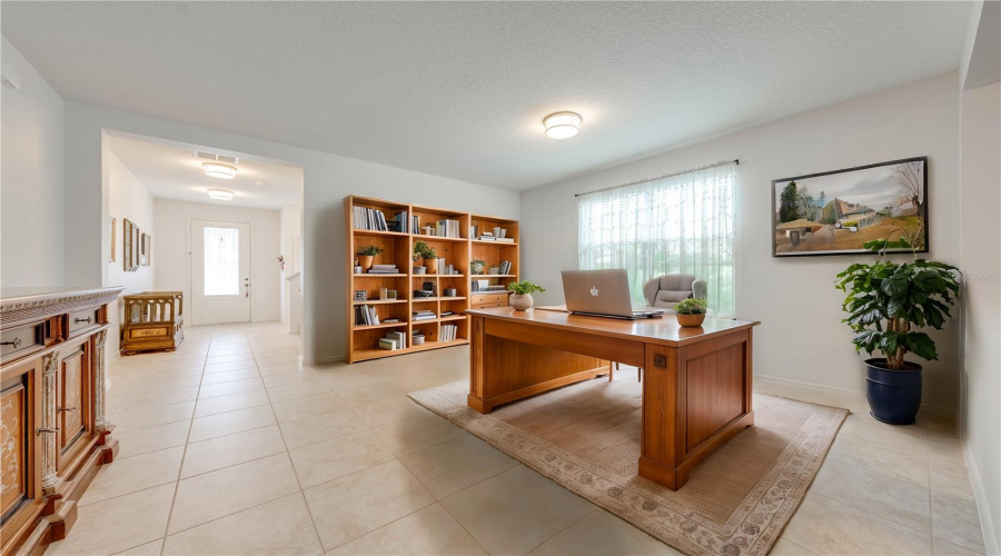 Flex Room (Staged Photo)