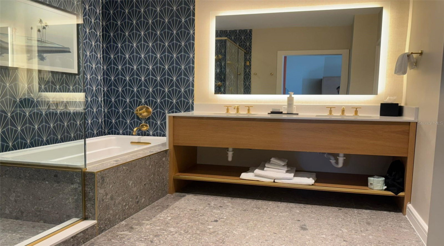 KISSIMMEE, Florida 34747, 1 Bedroom Bedrooms, ,1 BathroomBathrooms,Residential,For Sale,SUNSET WALK,0,MFRTB8355582