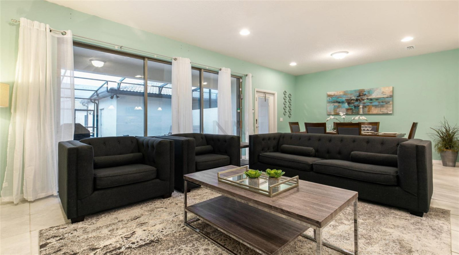 KISSIMMEE, Florida 34747, 4 Bedrooms Bedrooms, ,3 BathroomsBathrooms,Residential,For Sale,ADRIATICO,MFRO6285774