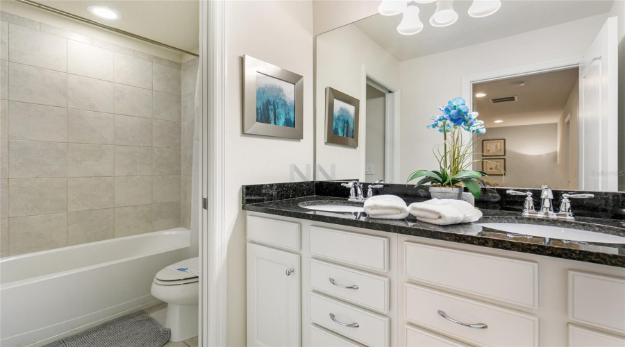 KISSIMMEE, Florida 34747, 4 Bedrooms Bedrooms, ,3 BathroomsBathrooms,Residential,For Sale,ADRIATICO,MFRO6285774