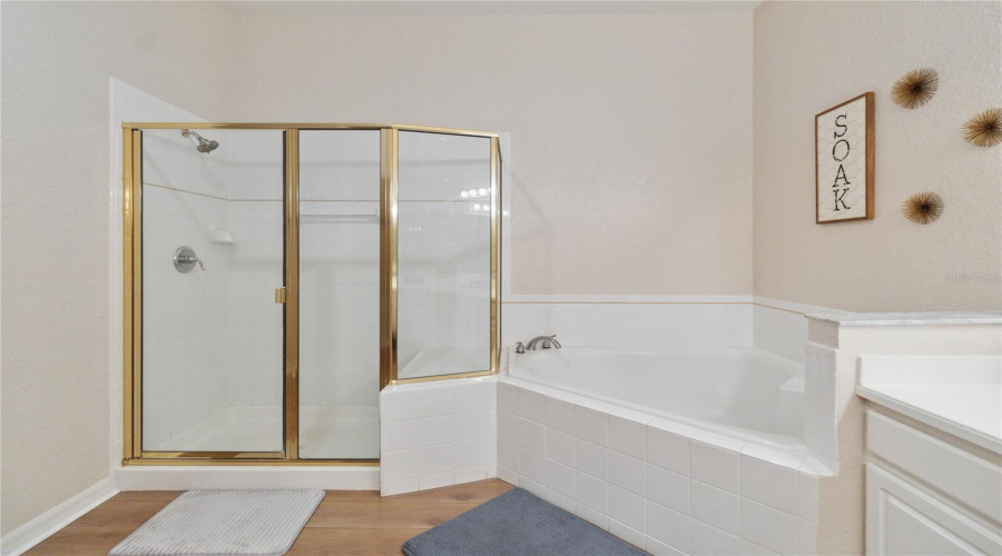 DAVENPORT, Florida 33897, 3 Bedrooms Bedrooms, ,2 BathroomsBathrooms,Residential,For Sale,LUCAYA,0,MFRS5121546