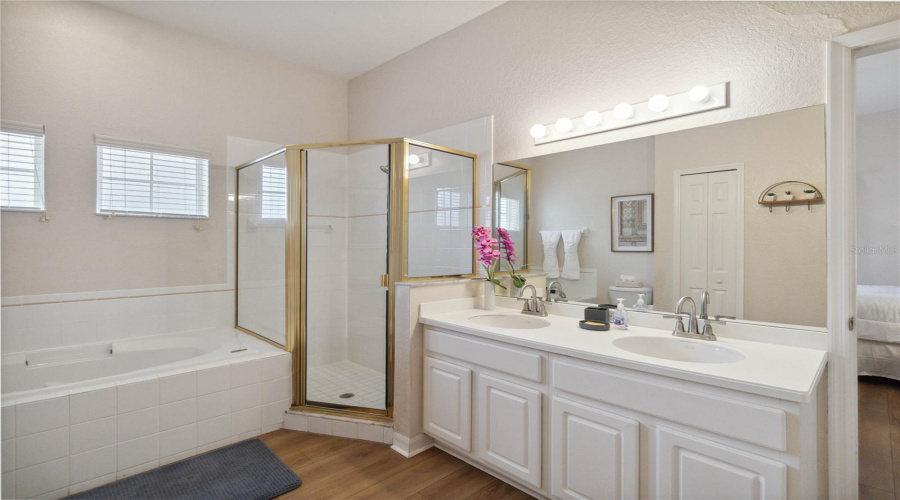DAVENPORT, Florida 33897, 3 Bedrooms Bedrooms, ,2 BathroomsBathrooms,Residential,For Sale,LUCAYA,0,MFRS5121546
