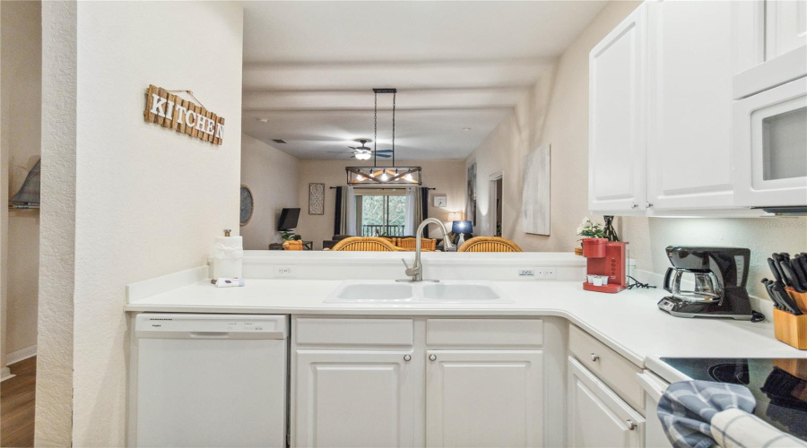 DAVENPORT, Florida 33897, 3 Bedrooms Bedrooms, ,2 BathroomsBathrooms,Residential,For Sale,LUCAYA,0,MFRS5121546