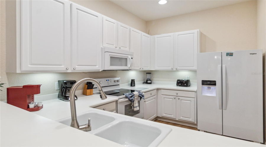 DAVENPORT, Florida 33897, 3 Bedrooms Bedrooms, ,2 BathroomsBathrooms,Residential,For Sale,LUCAYA,0,MFRS5121546