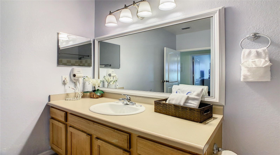 KISSIMMEE, Florida 34746, 2 Bedrooms Bedrooms, ,2 BathroomsBathrooms,Residential,For Sale,BONFIRE BEACH,0,MFRO6285227