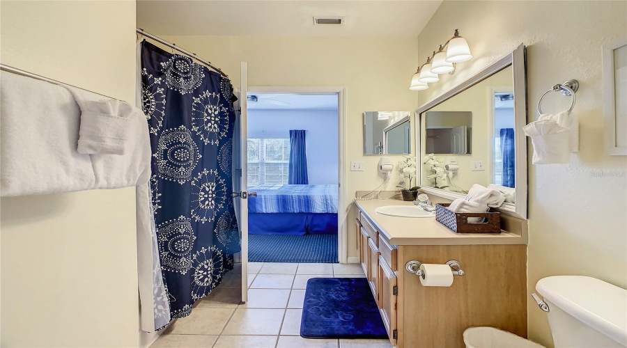 KISSIMMEE, Florida 34746, 2 Bedrooms Bedrooms, ,2 BathroomsBathrooms,Residential,For Sale,BONFIRE BEACH,0,MFRO6285227