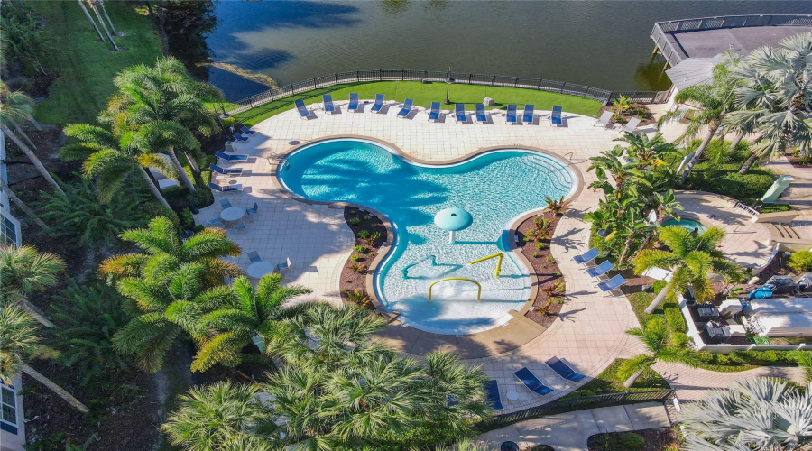 KISSIMMEE, Florida 34746, 2 Bedrooms Bedrooms, ,2 BathroomsBathrooms,Residential,For Sale,BONFIRE BEACH,0,MFRO6285227
