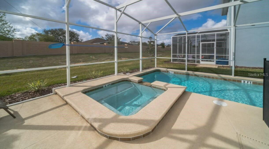 DAVENPORT, Florida 33896, 5 Bedrooms Bedrooms, ,5 BathroomsBathrooms,Residential,For Sale,MOON VALLEY,0,MFRS5121268
