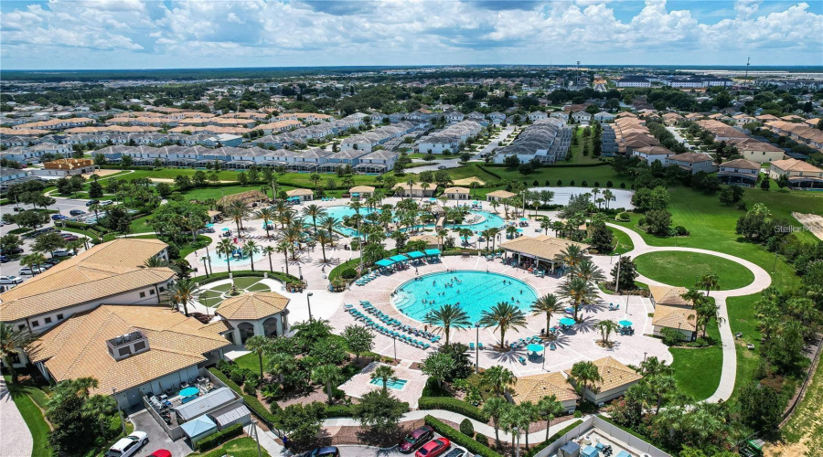 DAVENPORT, Florida 33896, 5 Bedrooms Bedrooms, ,5 BathroomsBathrooms,Residential,For Sale,MOON VALLEY,0,MFRS5121268