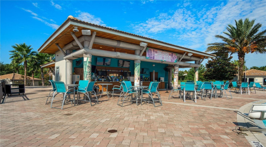 DAVENPORT, Florida 33896, 5 Bedrooms Bedrooms, ,5 BathroomsBathrooms,Residential,For Sale,MOON VALLEY,0,MFRS5121268