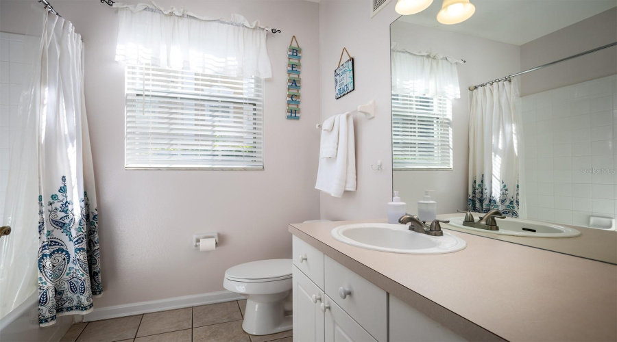 KISSIMMEE, Florida 34747, 3 Bedrooms Bedrooms, ,2 BathroomsBathrooms,Residential,For Sale,SILVER PALM,MFRO6285869