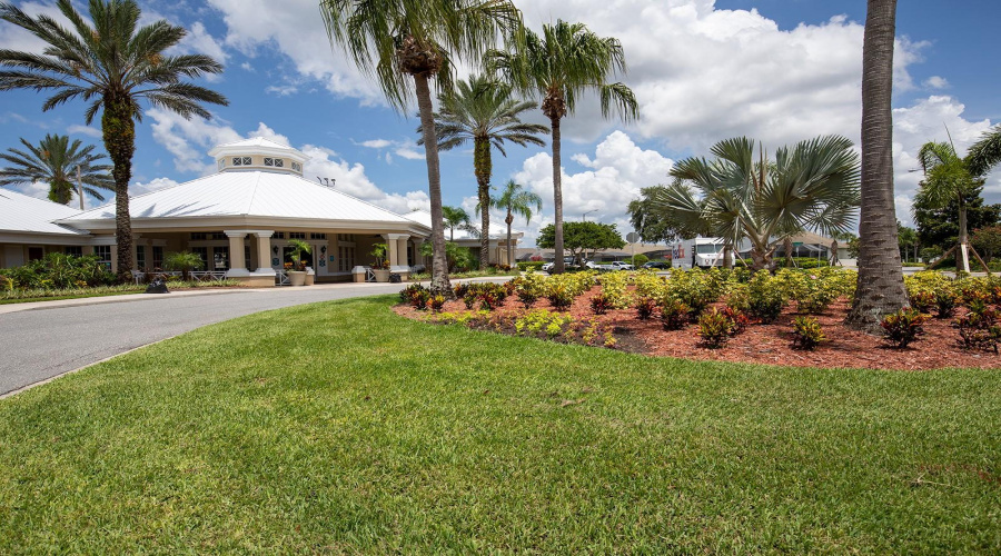 KISSIMMEE, Florida 34747, 3 Bedrooms Bedrooms, ,2 BathroomsBathrooms,Residential,For Sale,SILVER PALM,MFRO6285869
