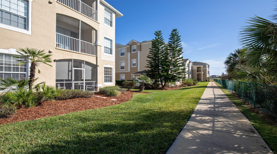 KISSIMMEE, Florida 34747, 3 Bedrooms Bedrooms, ,2 BathroomsBathrooms,Residential,For Sale,SILVER PALM,MFRO6285869