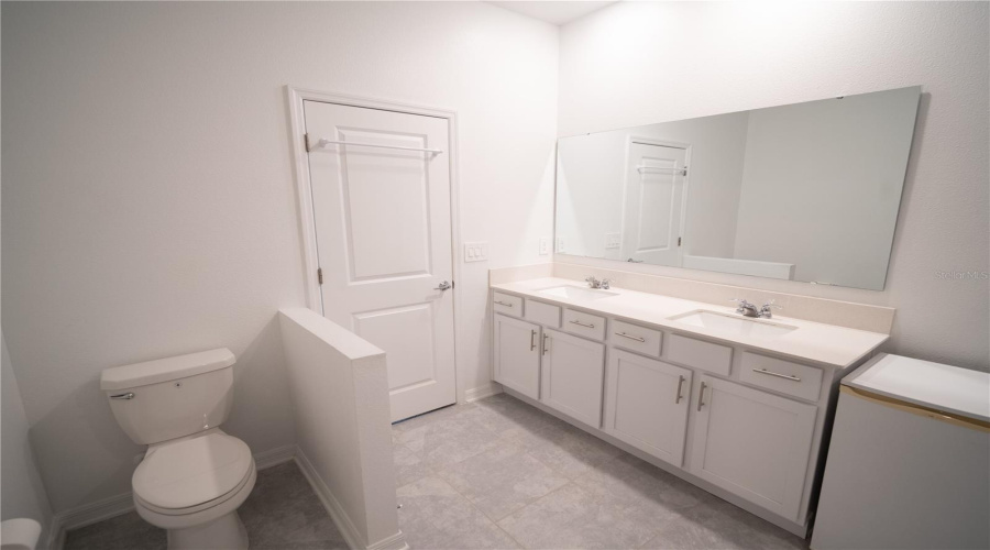 KISSIMMEE, Florida 34746, 4 Bedrooms Bedrooms, ,2 BathroomsBathrooms,Residential,For Sale,LITTLE OWL,0,MFRS5121596