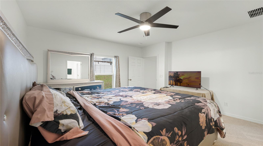 Spacious Primary Suite