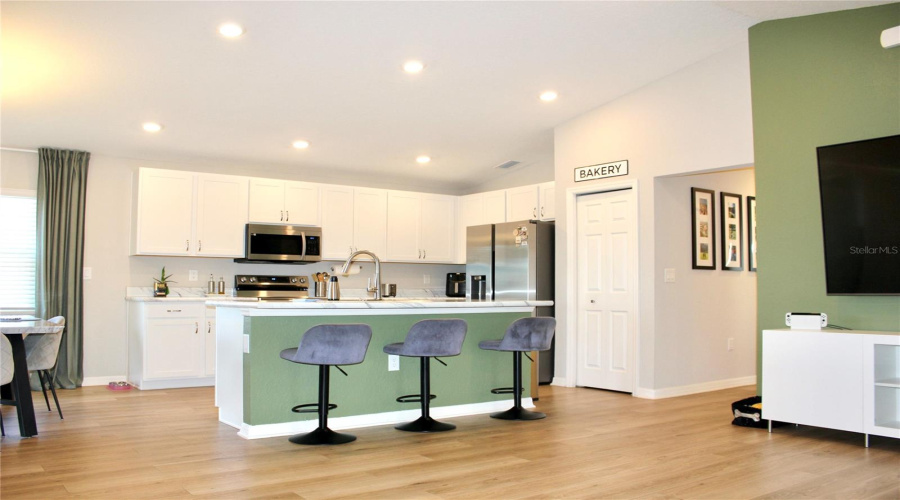 Kitchen 1