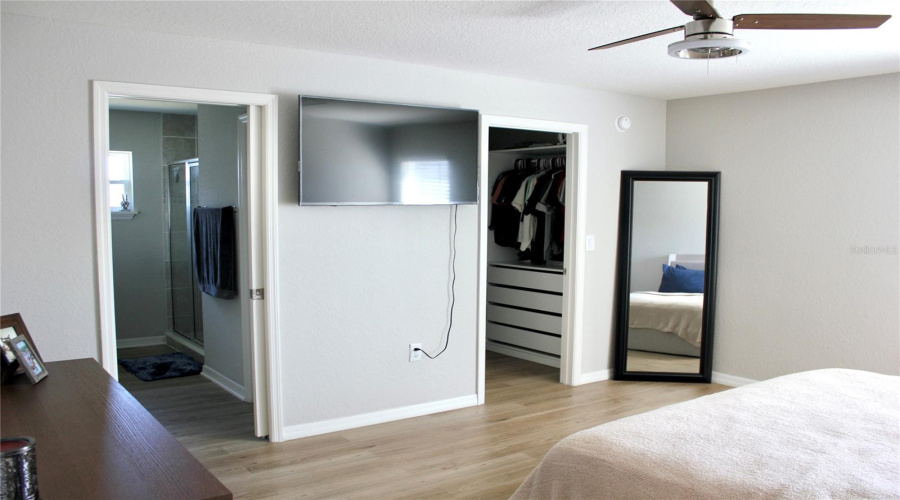Master Bedroom 4