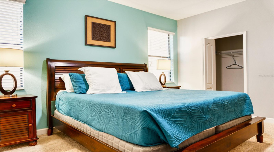 DAVENPORT, Florida 33896, 8 Bedrooms Bedrooms, ,5 BathroomsBathrooms,Residential,For Sale,WEDGE,0,MFRS5121423