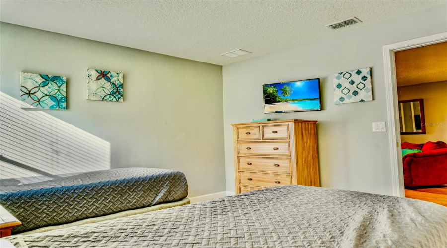 DAVENPORT, Florida 33896, 8 Bedrooms Bedrooms, ,5 BathroomsBathrooms,Residential,For Sale,WEDGE,0,MFRS5121423