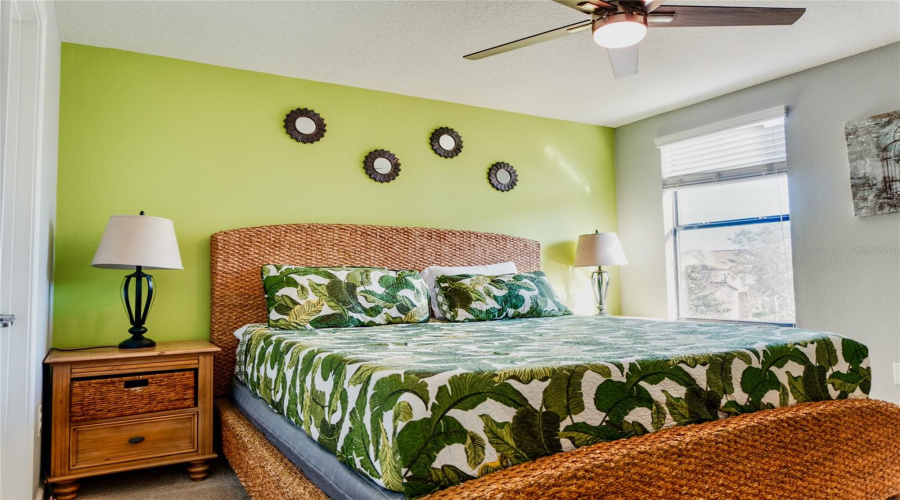 DAVENPORT, Florida 33896, 8 Bedrooms Bedrooms, ,5 BathroomsBathrooms,Residential,For Sale,WEDGE,0,MFRS5121423