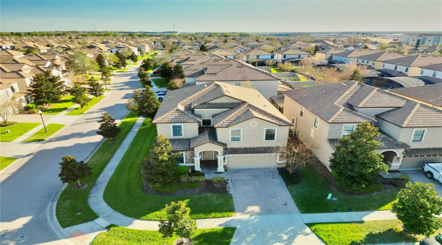 DAVENPORT, Florida 33896, 8 Bedrooms Bedrooms, ,5 BathroomsBathrooms,Residential,For Sale,WEDGE,0,MFRS5121423