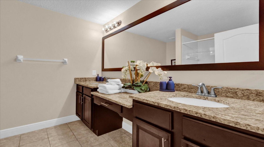 DAVENPORT, Florida 33896, 3 Bedrooms Bedrooms, ,2 BathroomsBathrooms,Residential,For Sale,ROSEVILLE,0,MFRO6283302