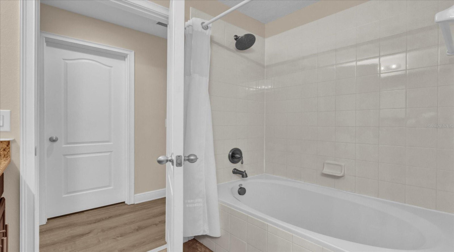 DAVENPORT, Florida 33896, 3 Bedrooms Bedrooms, ,2 BathroomsBathrooms,Residential,For Sale,ROSEVILLE,0,MFRO6283302