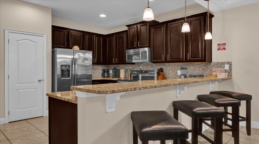 DAVENPORT, Florida 33896, 3 Bedrooms Bedrooms, ,2 BathroomsBathrooms,Residential,For Sale,ROSEVILLE,0,MFRO6283302