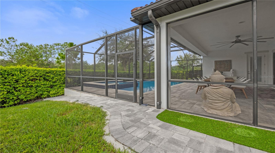 Extended pavers