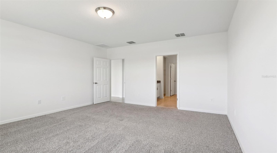 DAVENPORT, Florida 33837, 4 Bedrooms Bedrooms, ,3 BathroomsBathrooms,Residential,For Sale,WHITE TAIL,0,MFRO6286113