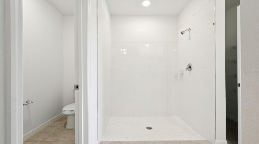 DAVENPORT, Florida 33837, 4 Bedrooms Bedrooms, ,3 BathroomsBathrooms,Residential,For Sale,WHITE TAIL,0,MFRO6286113