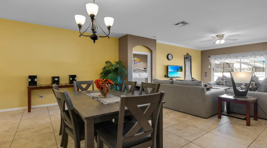 KISSIMMEE, Florida 34747, 4 Bedrooms Bedrooms, ,3 BathroomsBathrooms,Residential,For Sale,FAN PALM,MFRO6259938