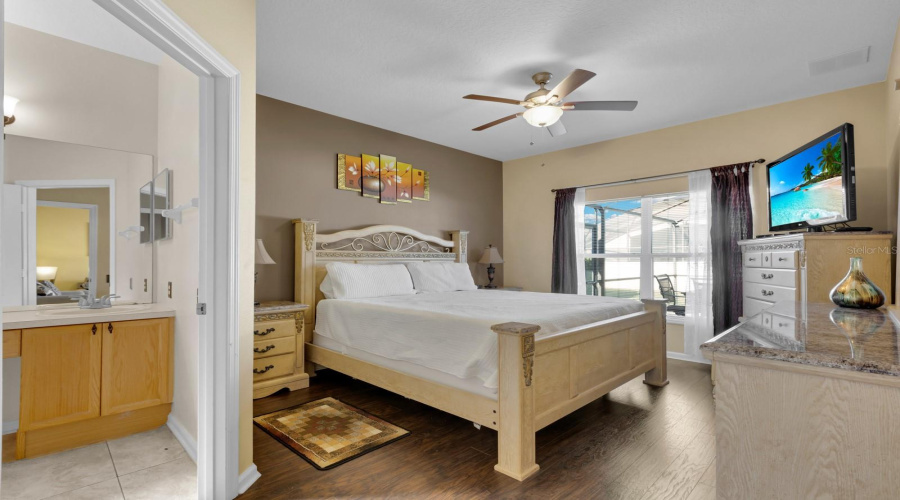KISSIMMEE, Florida 34747, 4 Bedrooms Bedrooms, ,3 BathroomsBathrooms,Residential,For Sale,FAN PALM,MFRO6259938