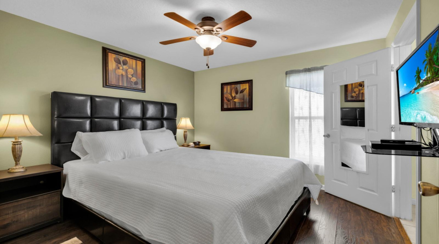 KISSIMMEE, Florida 34747, 4 Bedrooms Bedrooms, ,3 BathroomsBathrooms,Residential,For Sale,FAN PALM,MFRO6259938