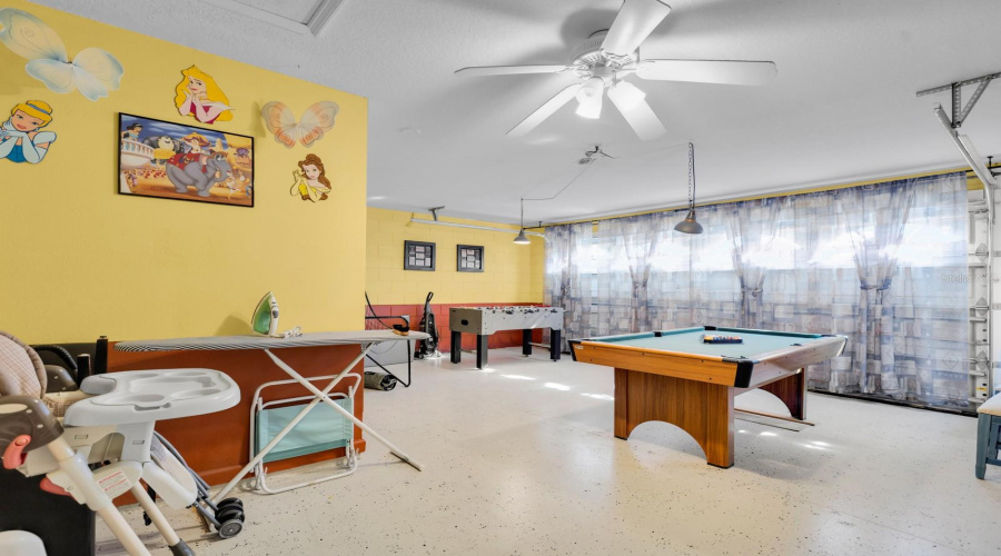 KISSIMMEE, Florida 34747, 4 Bedrooms Bedrooms, ,3 BathroomsBathrooms,Residential,For Sale,FAN PALM,MFRO6259938