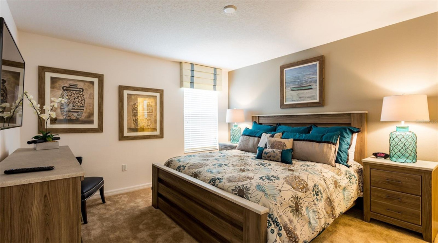 DAVENPORT, Florida 33837, 6 Bedrooms Bedrooms, ,5 BathroomsBathrooms,Residential,For Sale,CROFTON,0,MFRS5120801