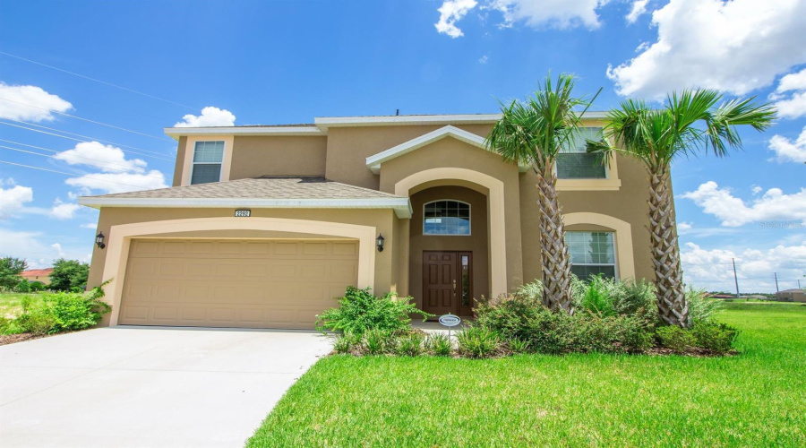 DAVENPORT, Florida 33837, 6 Bedrooms Bedrooms, ,5 BathroomsBathrooms,Residential,For Sale,CROFTON,0,MFRS5120801