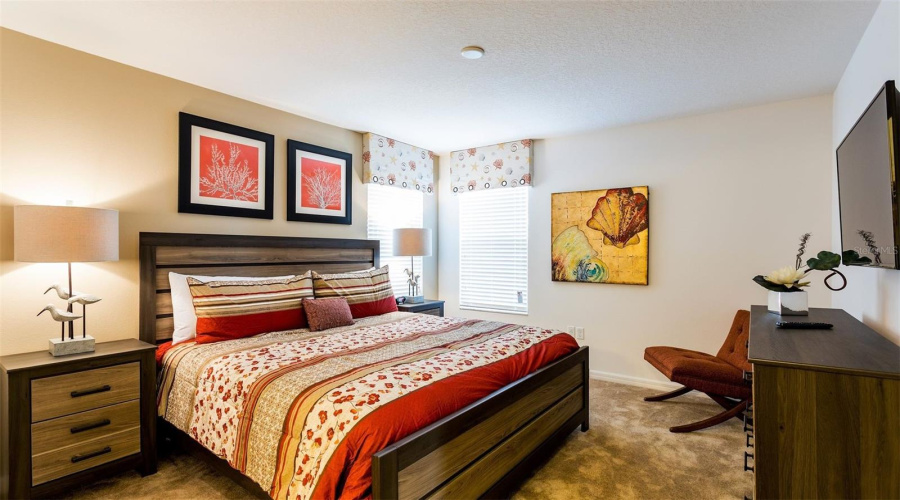 DAVENPORT, Florida 33837, 6 Bedrooms Bedrooms, ,5 BathroomsBathrooms,Residential,For Sale,CROFTON,0,MFRS5120801