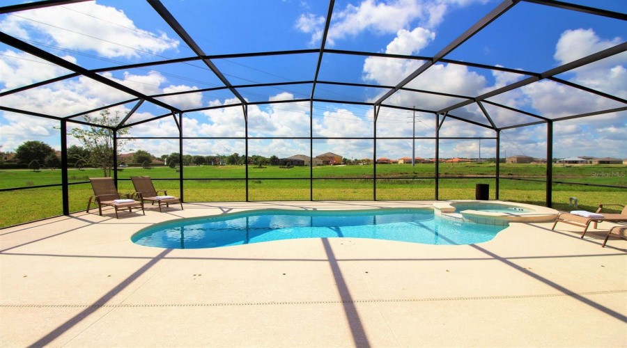 DAVENPORT, Florida 33837, 6 Bedrooms Bedrooms, ,5 BathroomsBathrooms,Residential,For Sale,CROFTON,0,MFRS5120801